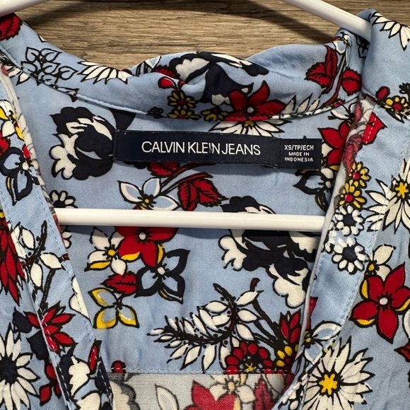 Calvin Klein Jeans Red Peplum Midi Sundress with Notched Collar - Picture 3 of 9